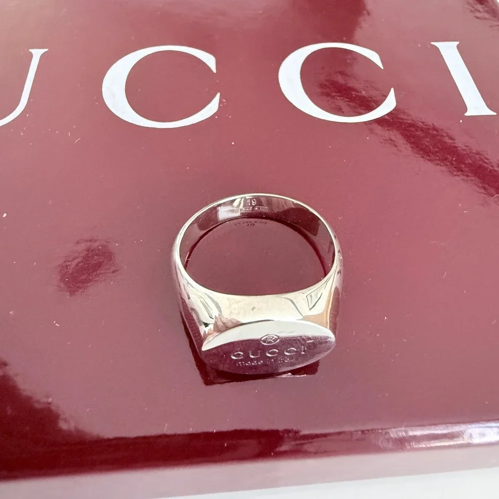Gucci Sterling Silver Trademark Oval Plate Band Ring 797033, Sz 19 (US 9)